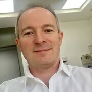 doctor Alex из Бастия желает познакомиться с тобой