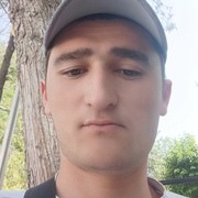 Исрофил, 23, Новосибирск