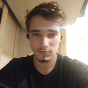 Максим, 21, Усть-Илимск