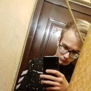 Данил Верховный, 21, Киреевск