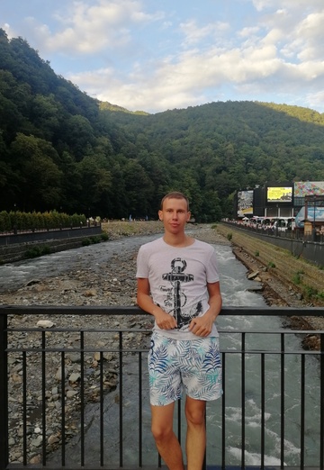 Моя фотография - Дмитрий Сирмак, 27 из Серпухов (@dmitriysirmak)