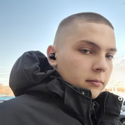 Костя, 21, Бийск