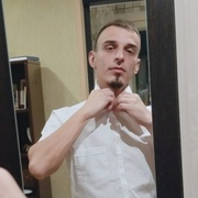 Максим, 35, Москва