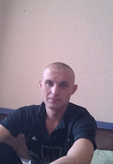 Моя фотография - геннадий, 36 из Калачинск (@gennadic19)