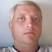 ЮРИЙ, 43, Москва