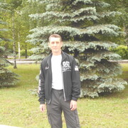 Alex, 46, Серов