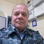 Владимир 59 лет (Лев) хочет познакомиться в Новочебоксарске