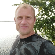 Олег, 30, Мензелинск