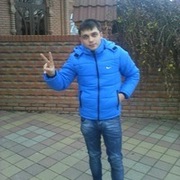 Емельяненко, 30, Ильский