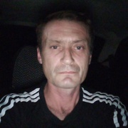 Олег, 45, Москва