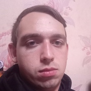 Александр, 23, Буй