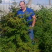Олег, 40, Михайловка