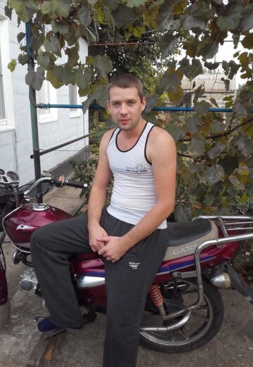 Моя фотография - Виталий, 35 из Донецк (@vitaliy140040)