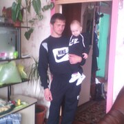 Геннадий, 31, Уяр