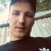 Артур Романов, 27, Юрюзань