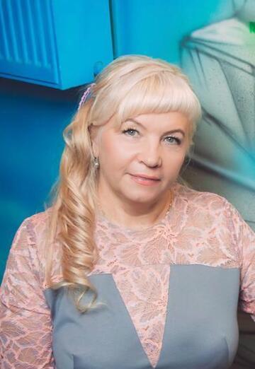 La mia foto - Irina, 61 di San Pietroburgo (@iren6473)