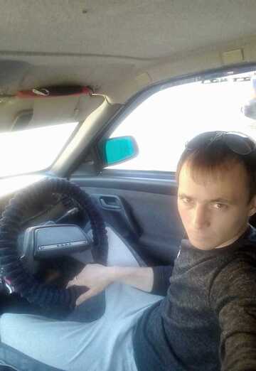Моя фотография - Анатолий, 32 из Ясный (@anatoliy82642)