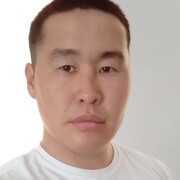 Максим, 24, Магадан