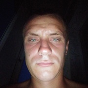 Дима, 32, Людиново