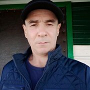 Евгений, 46, Поярково