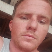 Артём, 31, Остров