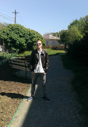 Моя фотография - Юрий, 34 из Симферополь (@tranceliftingproject)