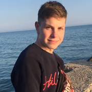 Игорь, 19, Феодосия