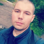 Саша Логинов, 28, Краснозаводск