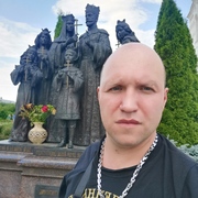 Денис 35 лет (Овен) Саратов