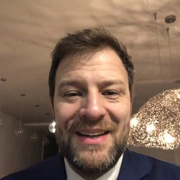 Robert 54 Seattle