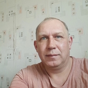Виталий, 45, Опарино