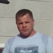 Николай, 40, Кировск