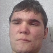 Антон, 24, Почеп