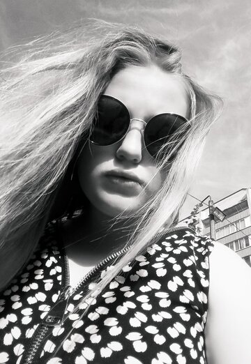 Моя фотография - Аліна, 19 из Каменец-Подольский (@alna4961)