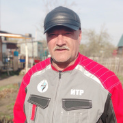 Валерий, 65, Омск