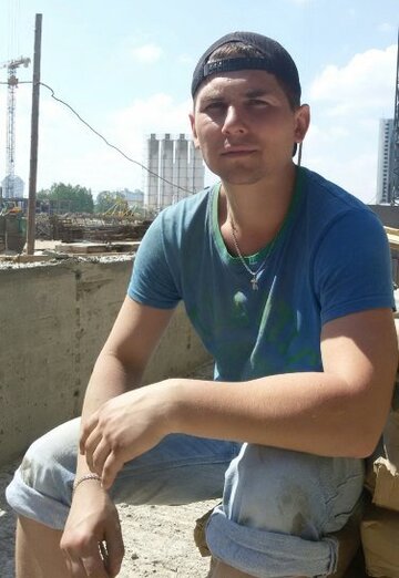 Моя фотография - Дмитрий, 35 из Горно-Алтайск (@dk2020d)