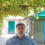 Леша, 38, Майский