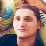 Максим Савелов, 32, Грязовец