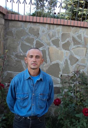 Моя фотография - Валерий, 60 из Мариуполь (@valeriy47380)