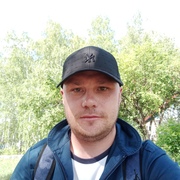 Евгений, 32, Калачинск