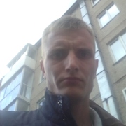 Иван, 32, Кемерово