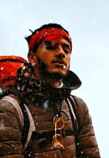 H k (@hk131) — my photo № 4