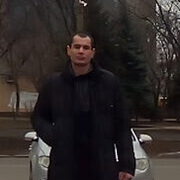 Андрей, 37, Псков