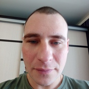 Олег, 35, Москва