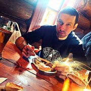 виктор, 32, Сланцы