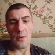 Валерий, 40, Красный