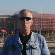 Павел, 46, Жигалово