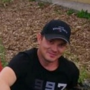 Олег, 46, Серов