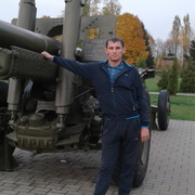 Александр, 34, Губкин