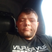 Иван, 32, Сургут